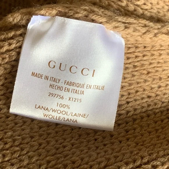 GUCCI Rear 100% Wool Sweater with wood LOGO GG on side.Hard to find. s M - Picture 10 of 16